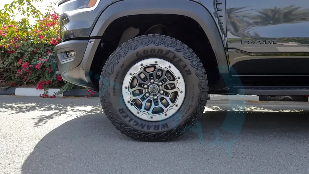 ( Eid al-Adha Offer / Only For Export ) 2026/2026 RAM 1500 RHO HURRICANE H.O 3.0TT GCC 0KM - Image 20
