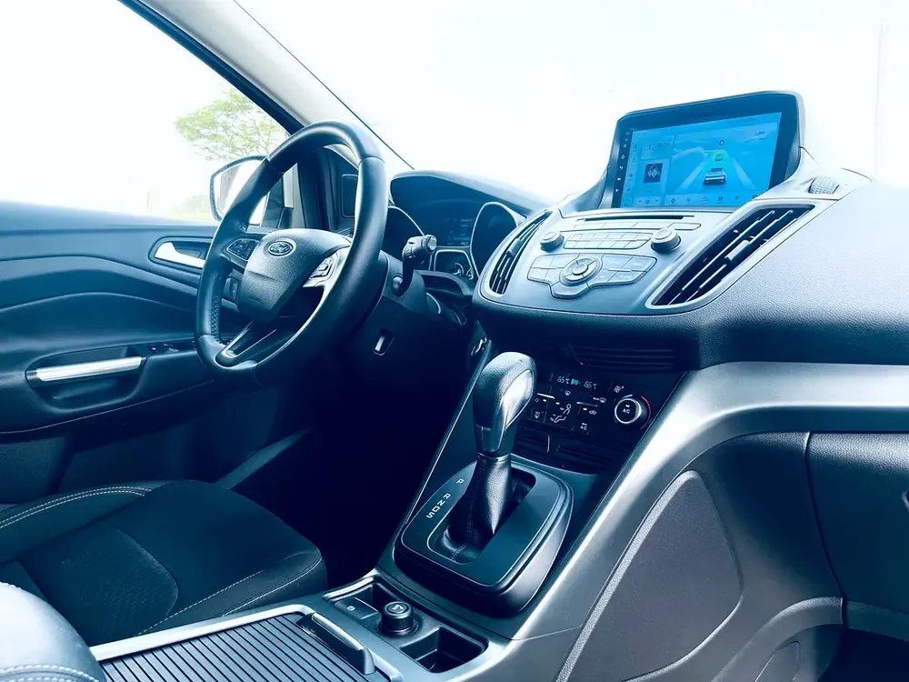 UNLIMITED MILEAGE WARRANTY /NAVIGATION + CAMERA + KEYLESS START + CRUISE CONTROL / IN HOUSE FINANCE - Image 15