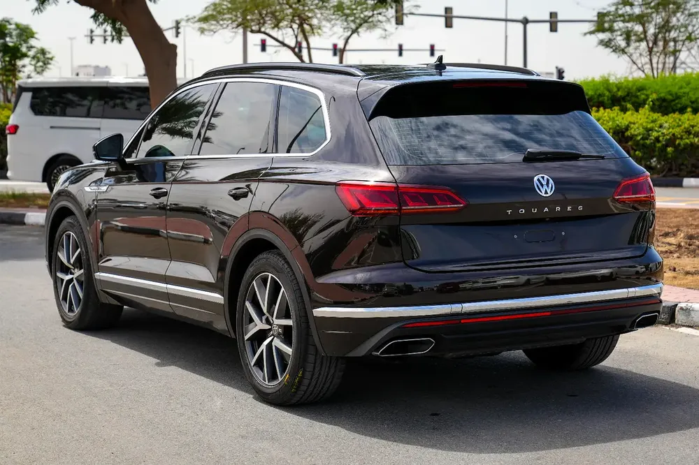 VOLKSWAGEN TOUAREG 2020!! GCC SPECS!! FULL SERVICE HISTORY FROM AL NABOODA - Image 18