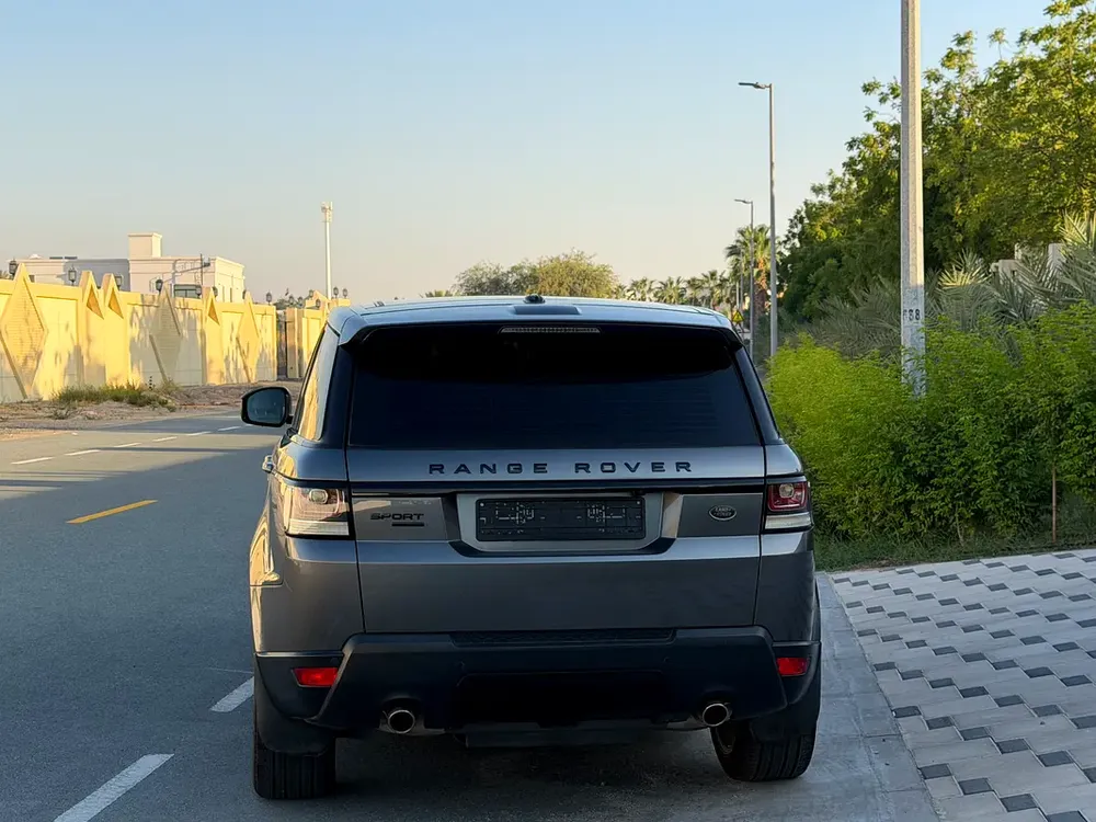Land Rover Range Rover Sport HSE Supercharged 2015 GCC Specs - Image 10