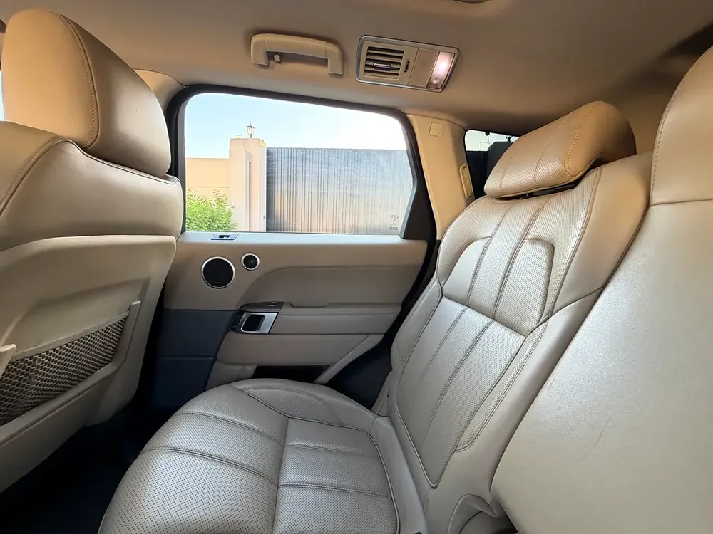 Land Rover Range Rover Sport HSE Supercharged 2015 GCC Specs - Image 6