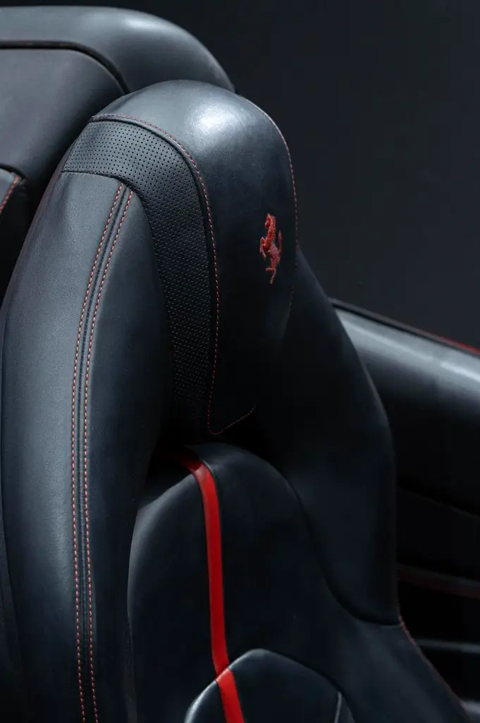 2021 Ferrari F8 Spider | GCC Specs | 47,500 Km - Image 11