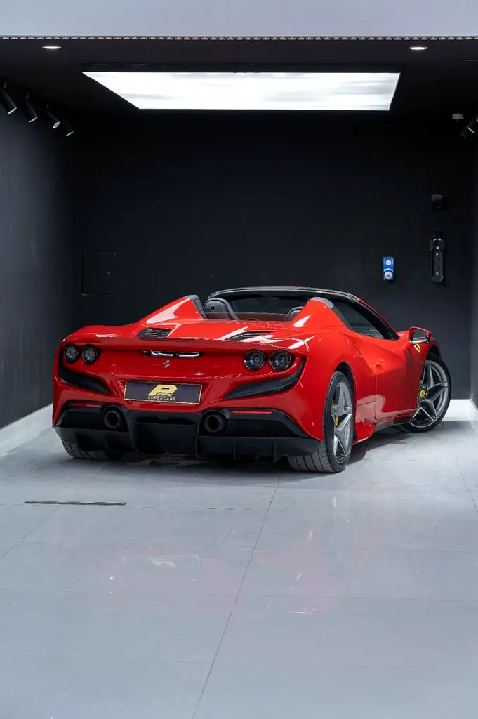 2021 Ferrari F8 Spider | GCC Specs | 47,500 Km - Image 15