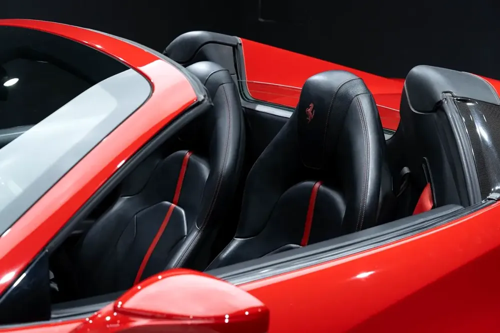 2021 Ferrari F8 Spider | GCC Specs | 47,500 Km - Image 6