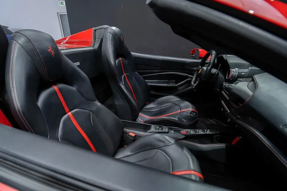 2021 Ferrari F8 Spider | GCC Specs | 47,500 Km - Image 9