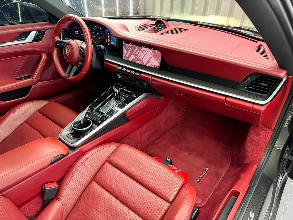 Porsche 911 Carrera 4S 2020 GCC specs for 399,000.00 AED - Image 10