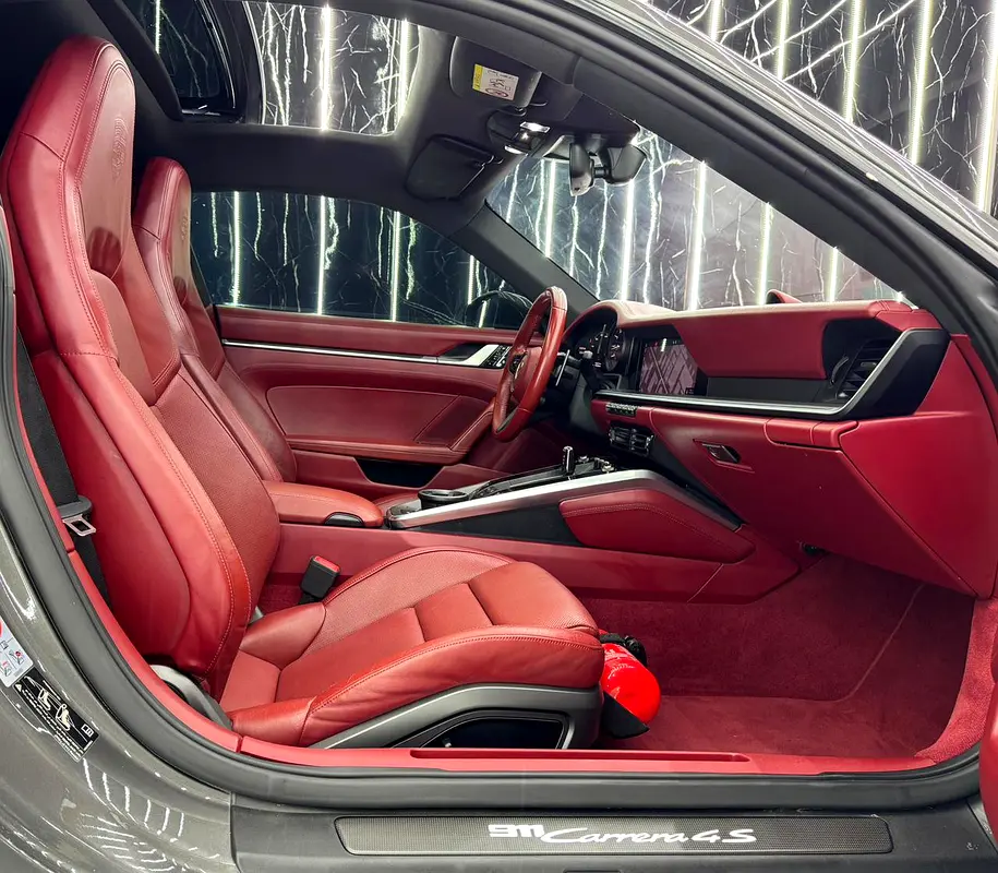 Porsche 911 Carrera 4S 2020 GCC specs for 399,000.00 AED - Image 13