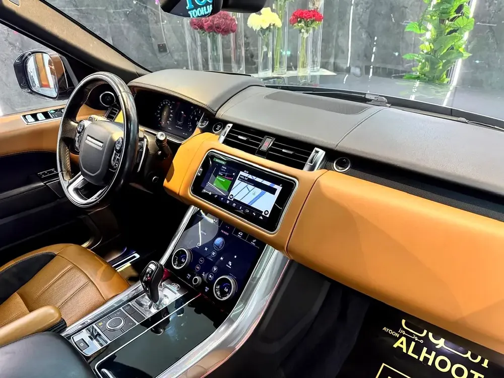 AUTOBIOGRAPHY RANGE ROVER SPORT || GCC II FULLY LOADED I| PANORAMIC I| SCREENS || NEW CONDITION || - Image 14