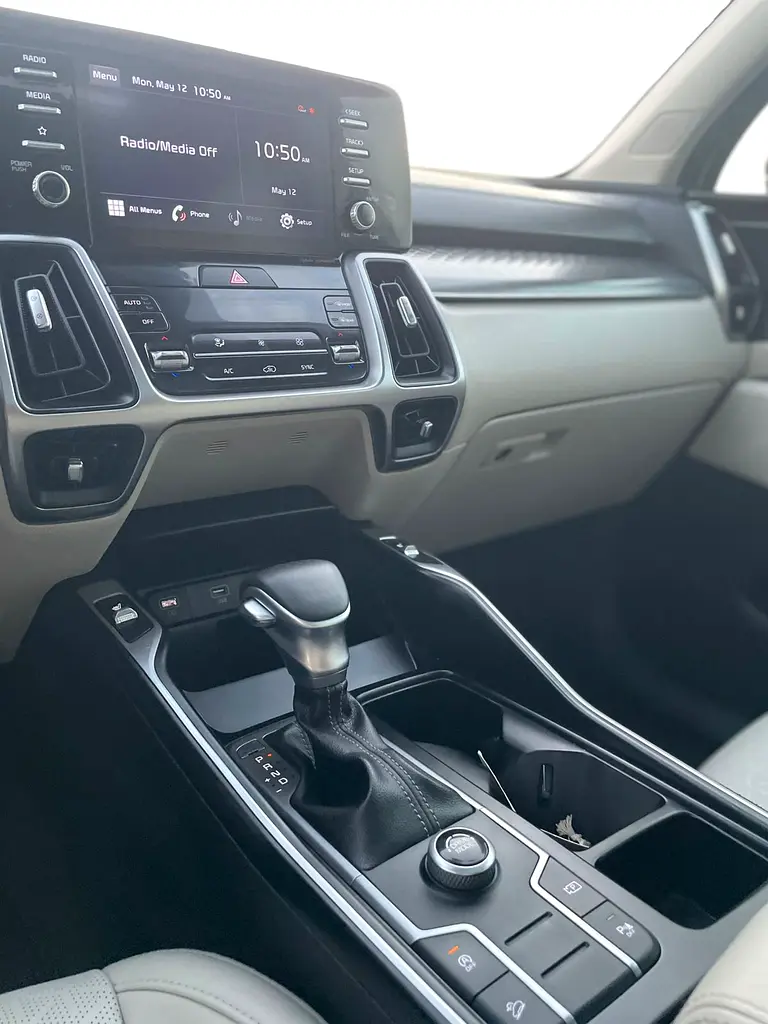 2021 Kia Sorento S Class – 2.5L – Full Option – Panoramic Roof – 7 Seater – Full Option - Image 13