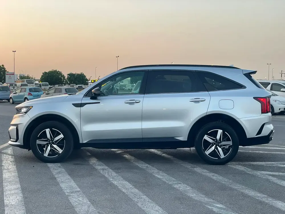 2021 Kia Sorento S Class – 2.5L – Full Option – Panoramic Roof – 7 Seater – Full Option - Image 5