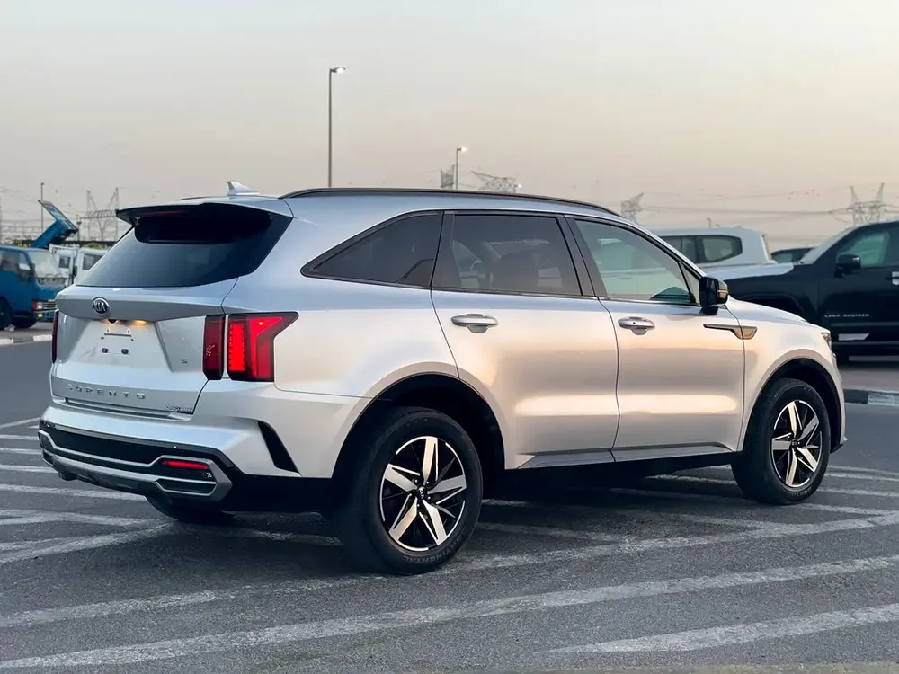 2021 Kia Sorento S Class – 2.5L – Full Option – Panoramic Roof – 7 Seater – Full Option - Image 6