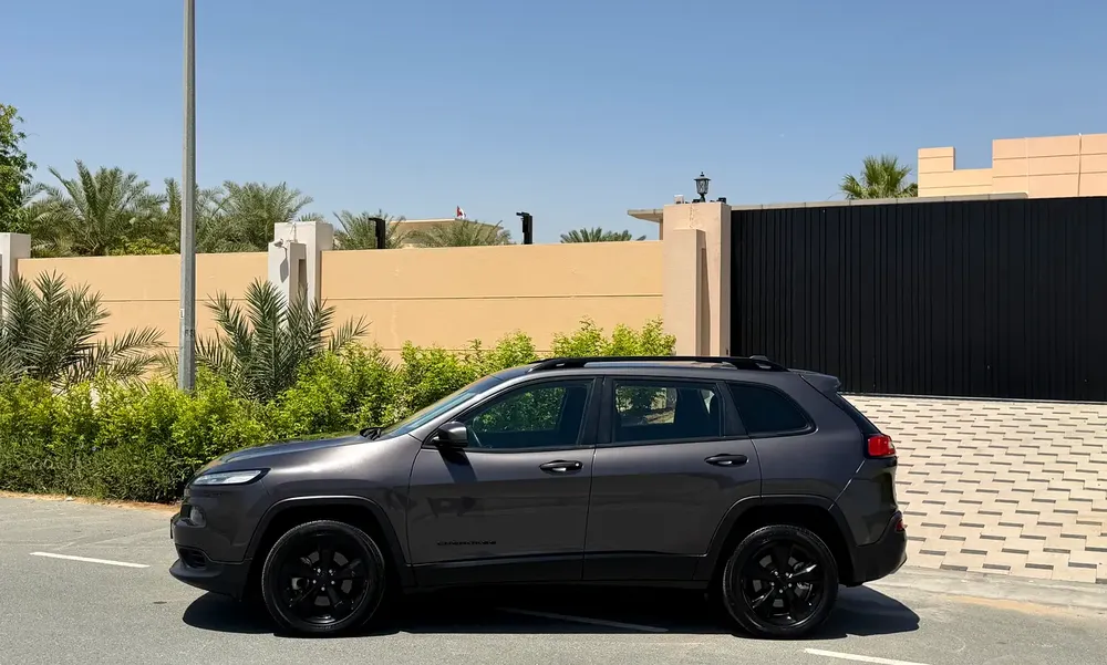 Jeep Cherokee 2017 GCC Specs - Image 16