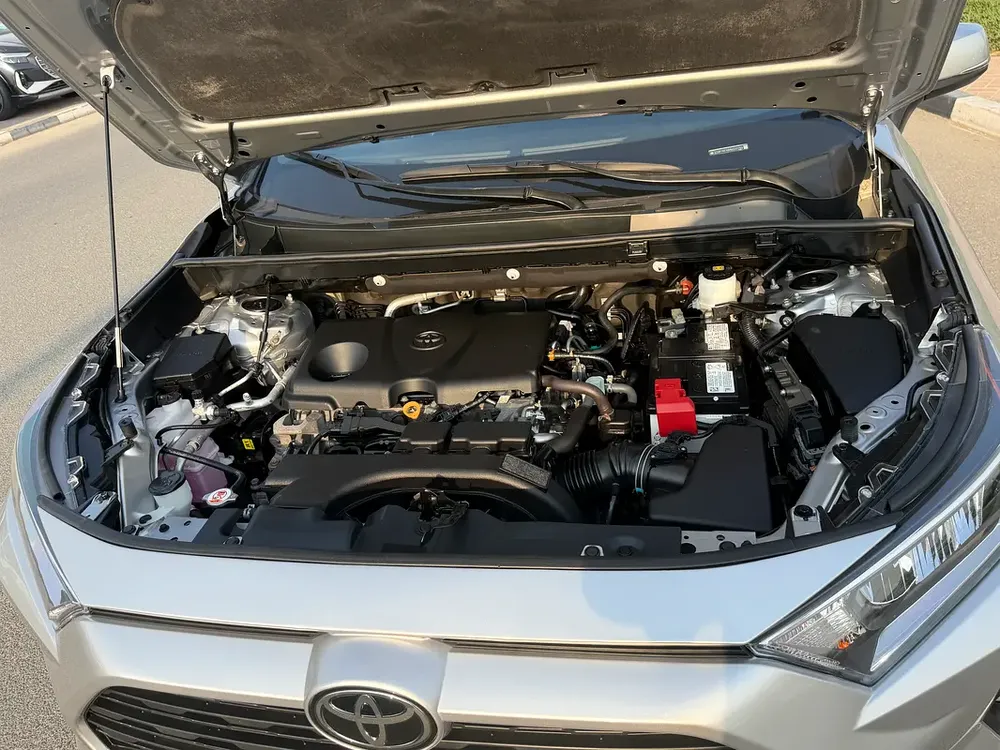 2021 Toyota RAV4 XLE - American Specs - Excellent Condition - Image 15