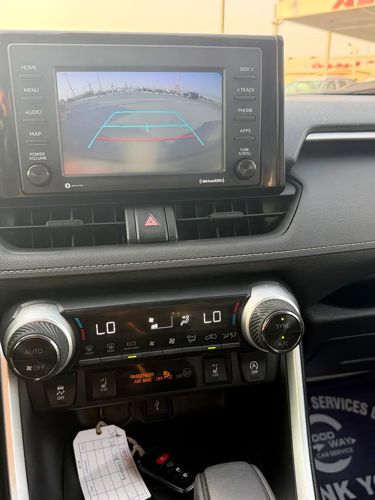 2021 Toyota RAV4 XLE - American Specs - Excellent Condition - Image 17