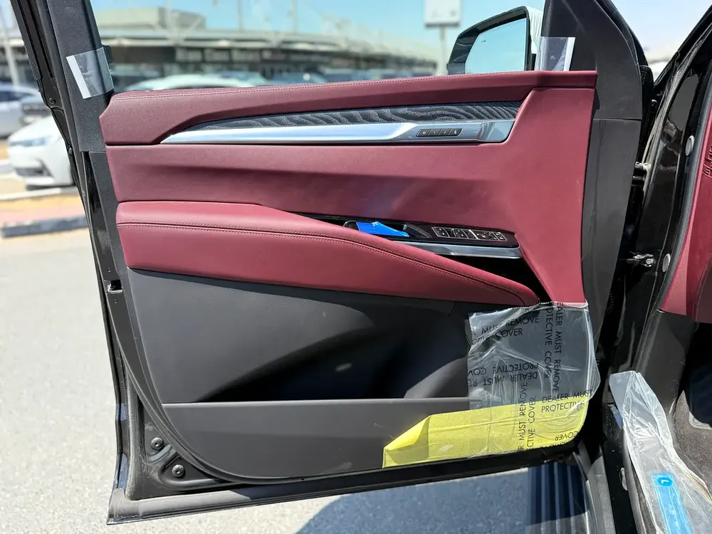 2025 Cadillac Escalade Sport - GCC Specs - Brand New! - Image 10