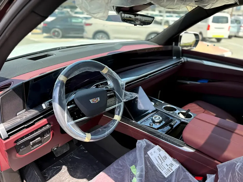 2025 Cadillac Escalade Sport - GCC Specs - Brand New! - Image 13