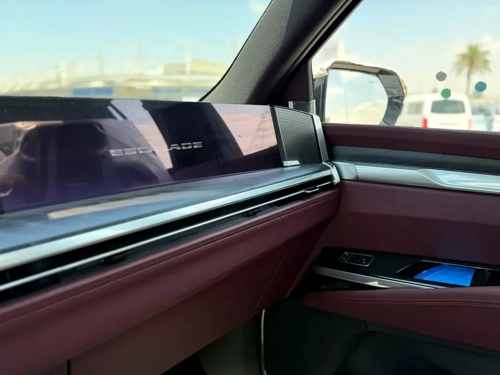 2025 Cadillac Escalade Sport - GCC Specs - Brand New! - Image 17