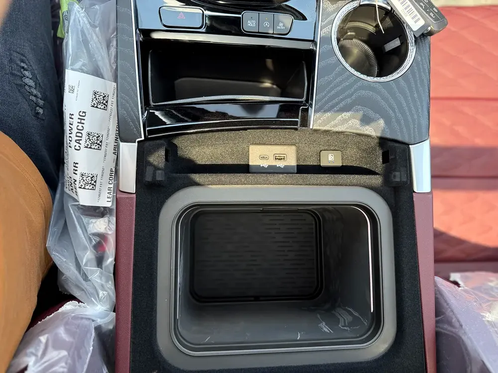 2025 Cadillac Escalade Sport - GCC Specs - Brand New! - Image 18