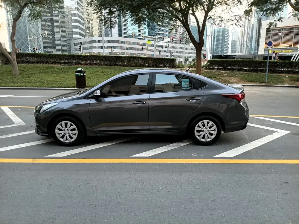 2019 Hyundai Accent Smart+ 1.6L | GCC Specifications | Perfect Condition - Image 4