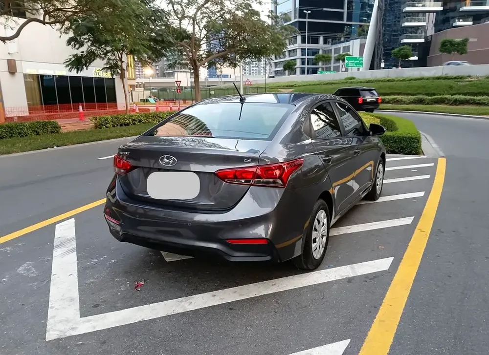 2019 Hyundai Accent Smart+ 1.6L | GCC Specifications | Perfect Condition - Image 7