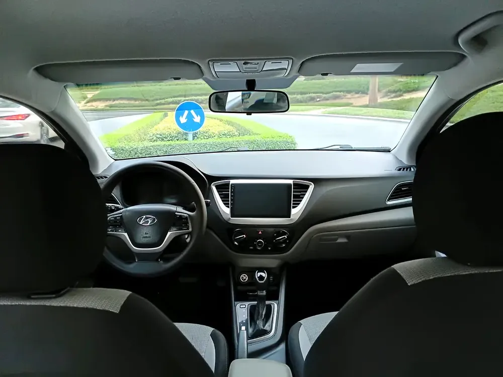 2019 Hyundai Accent Smart+ 1.6L | GCC Specifications | Perfect Condition - Image 9