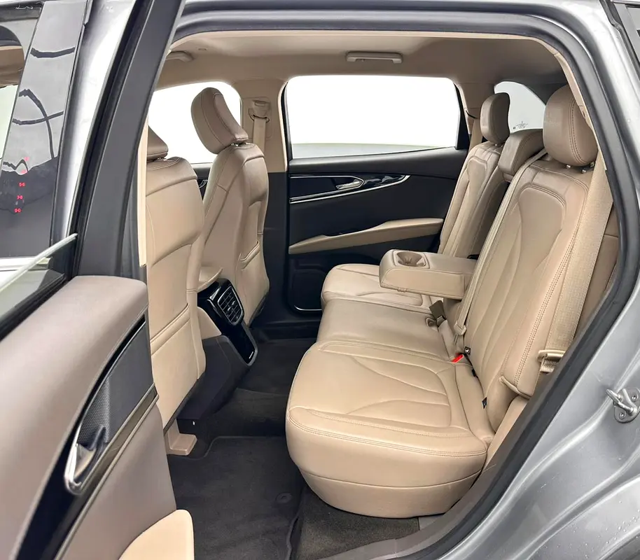 2022 Lincoln Nautilus Presidential, Sep/2027 Lincoln Warranty + Service Contract, Lincoln FSH, GCC - Image 16