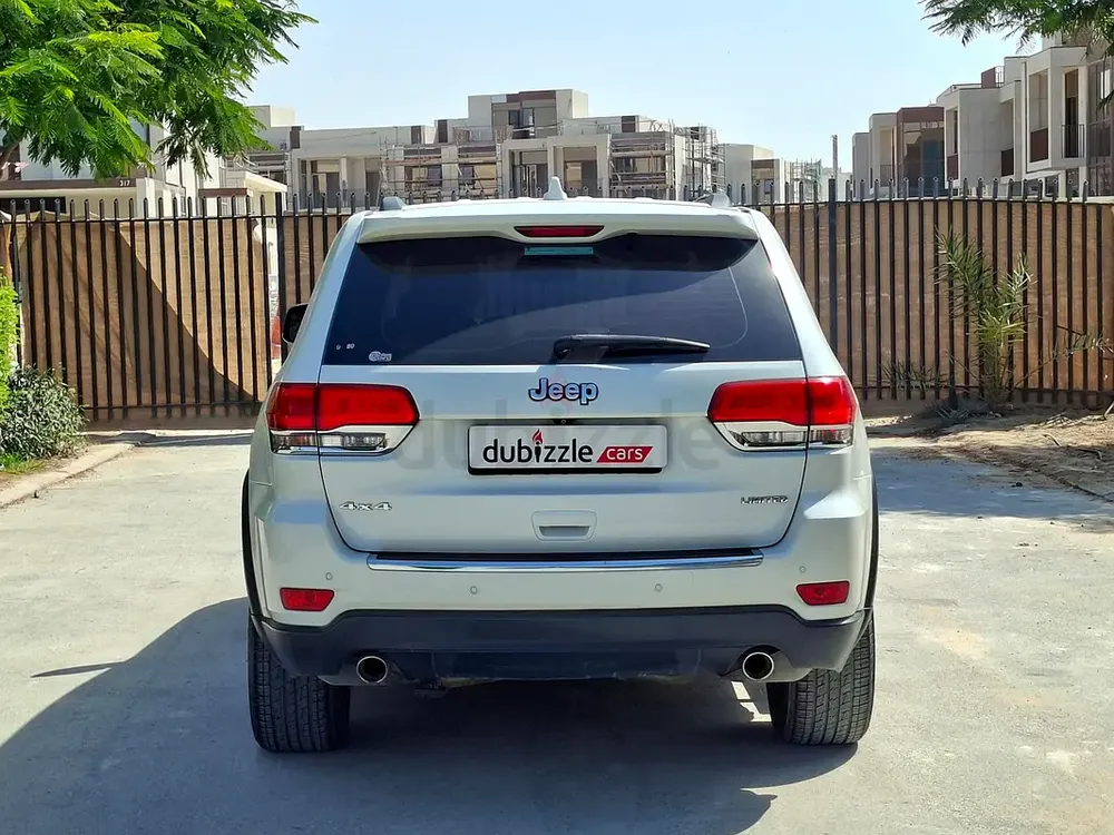 AED 2193/month | 2015 Jeep Grand Cherokee  | GCC Specs | Ref#472043 - Image 7