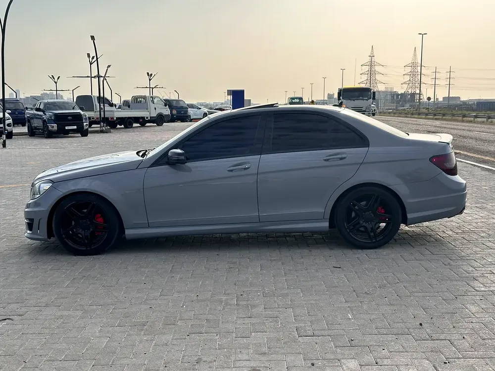 Mercedes C250 2014 imported AMG kit full option super clean car - Image 14