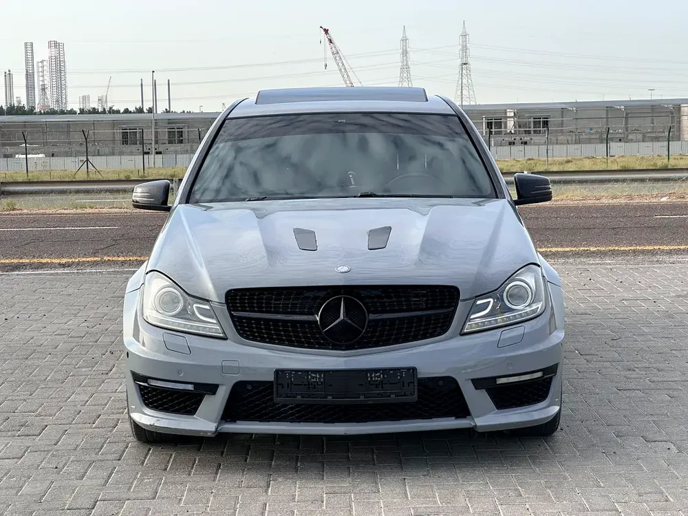 Mercedes C250 2014 imported AMG kit full option super clean car - Image 18
