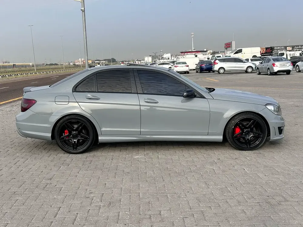 Mercedes C250 2014 imported AMG kit full option super clean car - Image 19