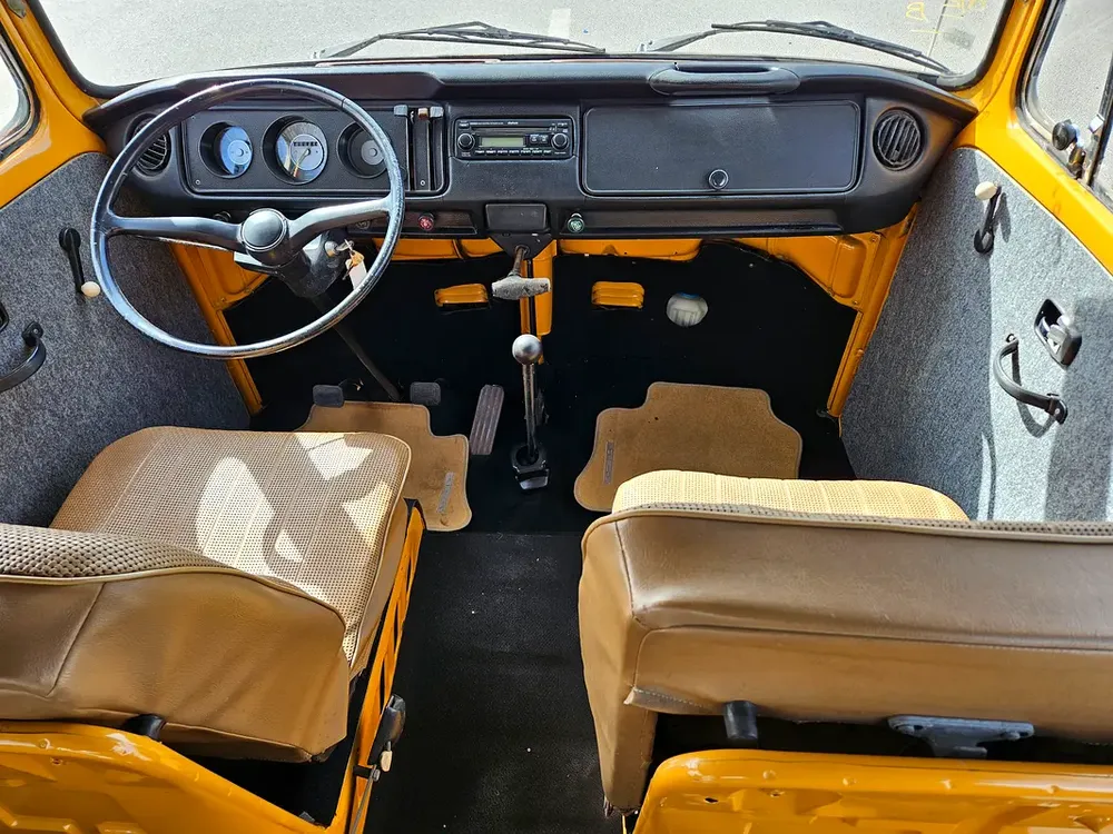 VOLKSWAGEN TYPE 2 1.8 JAPAN IMPORTED - Image 17