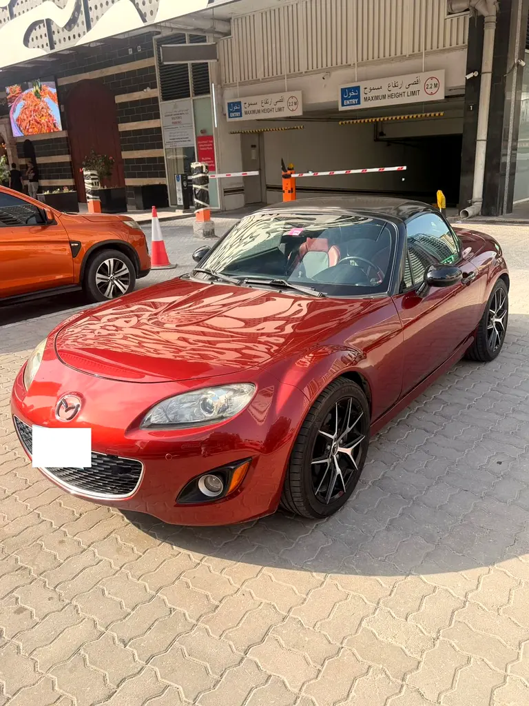 2009 Mazda MX-5 Miata  Hardtop Convertible GCC - Image 12