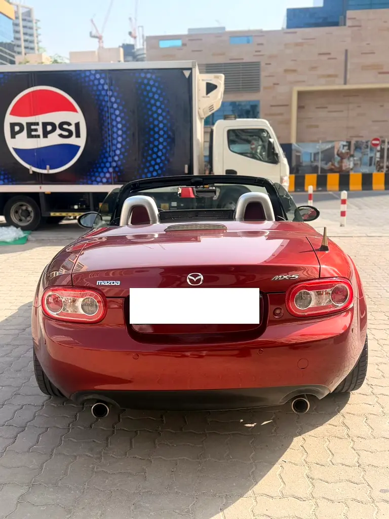 2009 Mazda MX-5 Miata  Hardtop Convertible GCC - Image 5
