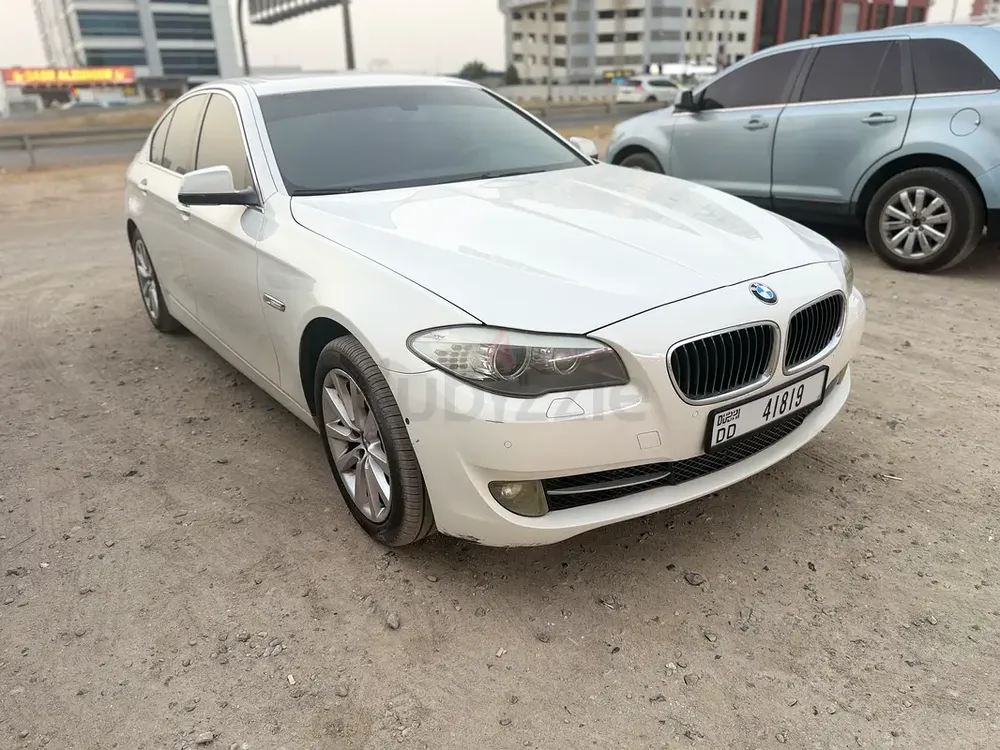 BMW 5-Series 530i Luxury Line 2013 | GCC Specs | Pristine Condition - Image 7