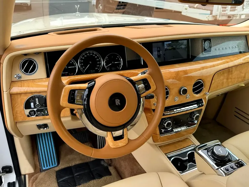 Rolls-Royce Phantom 2019 | Japanese Specs | Pristine Condition - Image 8