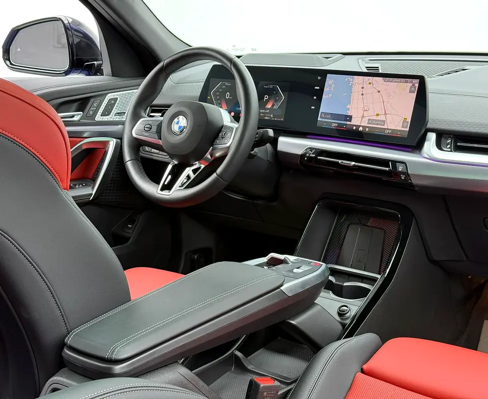 2025 BMW X2 xDrive20i Premium, 2030 BMW Warranty + Service Pack, Very Low Km, GCC - Image 10