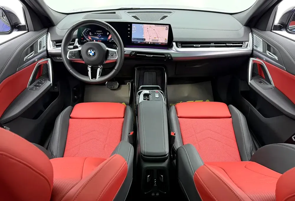 2025 BMW X2 xDrive20i Premium, 2030 BMW Warranty + Service Pack, Very Low Km, GCC - Image 9