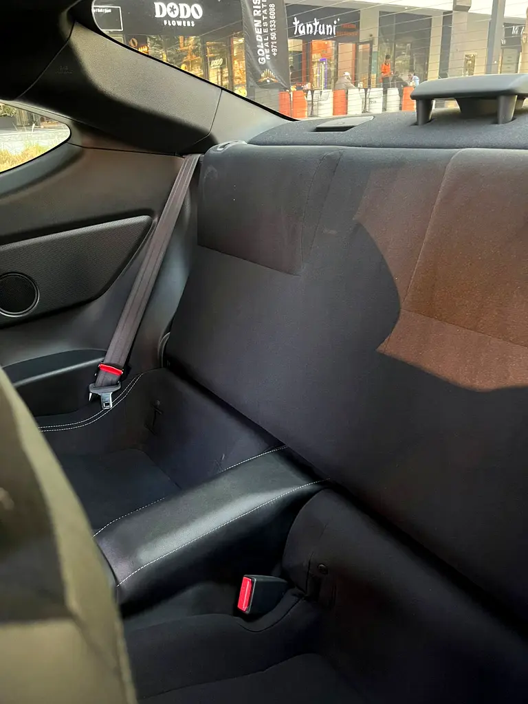 OUR TOYOTA 86 IS AS NEW, LOW IN MILEAGE, HIGH IN ADRENALINE AND FULLY SERVICED BY AL FUTTAIM DEALER - Image 13