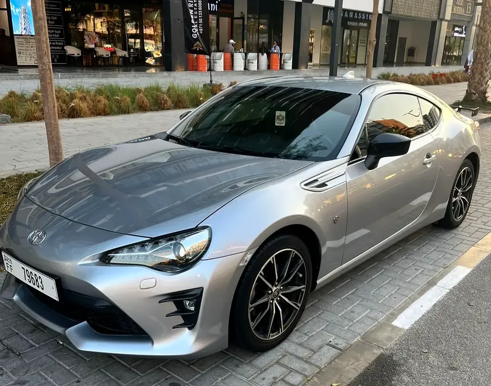 OUR TOYOTA 86 IS AS NEW, LOW IN MILEAGE, HIGH IN ADRENALINE AND FULLY SERVICED BY AL FUTTAIM DEALER - Image 5