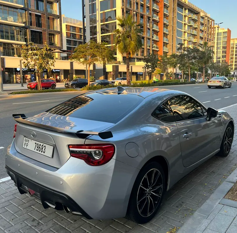 OUR TOYOTA 86 IS AS NEW, LOW IN MILEAGE, HIGH IN ADRENALINE AND FULLY SERVICED BY AL FUTTAIM DEALER - Image 6