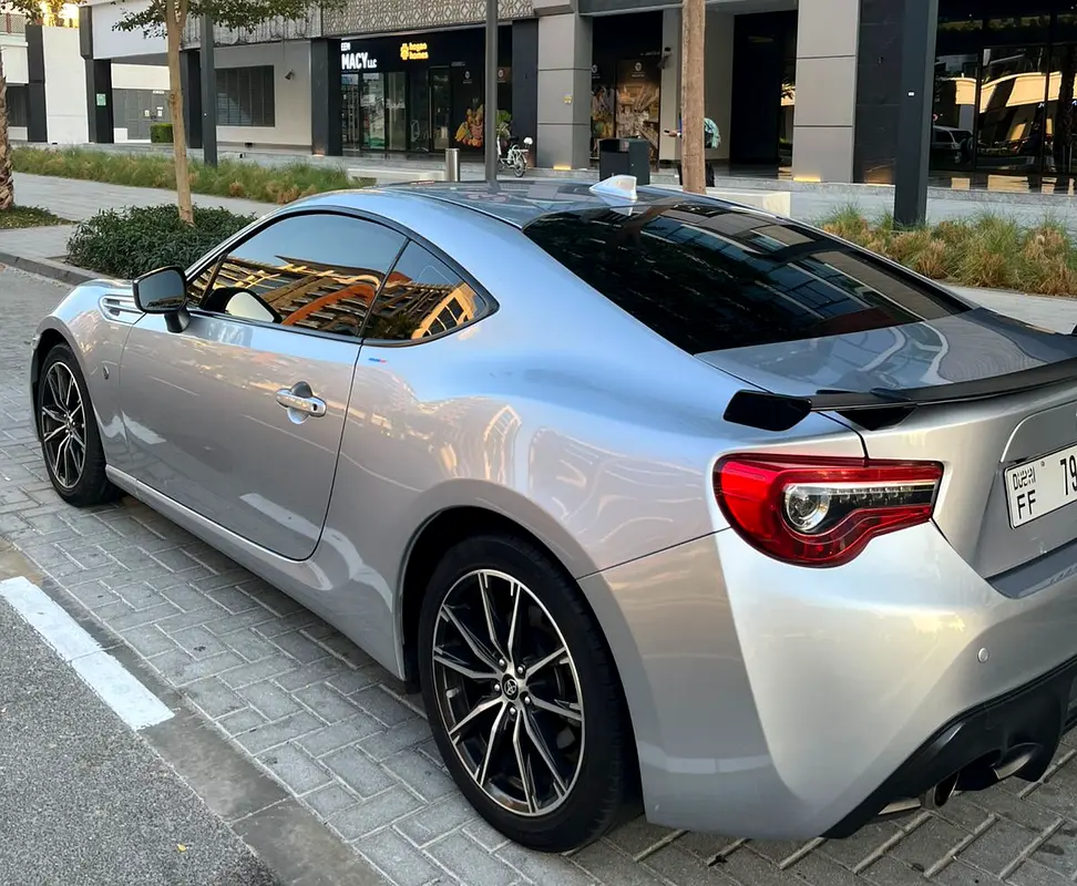 OUR TOYOTA 86 IS AS NEW, LOW IN MILEAGE, HIGH IN ADRENALINE AND FULLY SERVICED BY AL FUTTAIM DEALER - Image 7