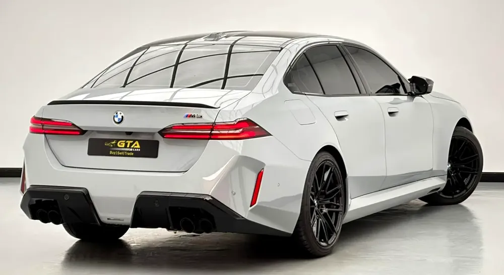 2026 BMW M5, BMW 5 Years Warranty, BMW Service Contract, Full BMW Service History, GCC - Image 4