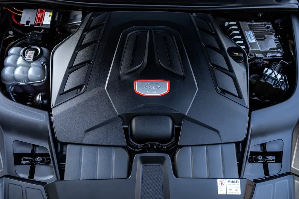 Porsche Cayenne GTS 2022 GCC | Agency Warranty - Image 12