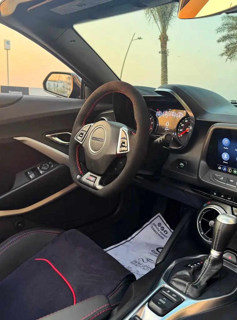 CAMARO 2023 SS V8 CONVERTIBLE • SPECIAL EDITION CAR WITH SPECIAL INTERIOR COLOR • LIKE BRAND NEW - Image 7
