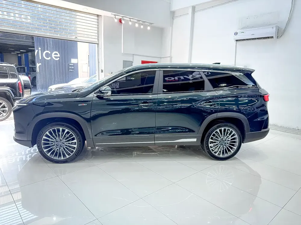 AED 1,300 // 20%DP // 2026 SOUEAST S09 AWD 2.0T V4 - Image 5