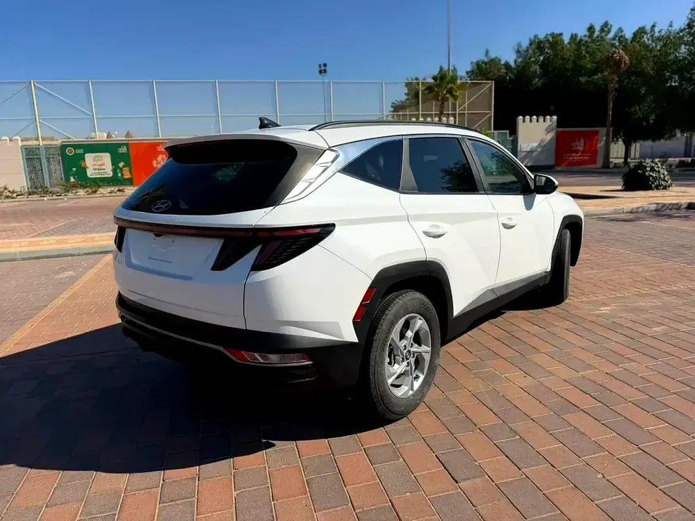 2023 Hyundia Tucson - Image 7