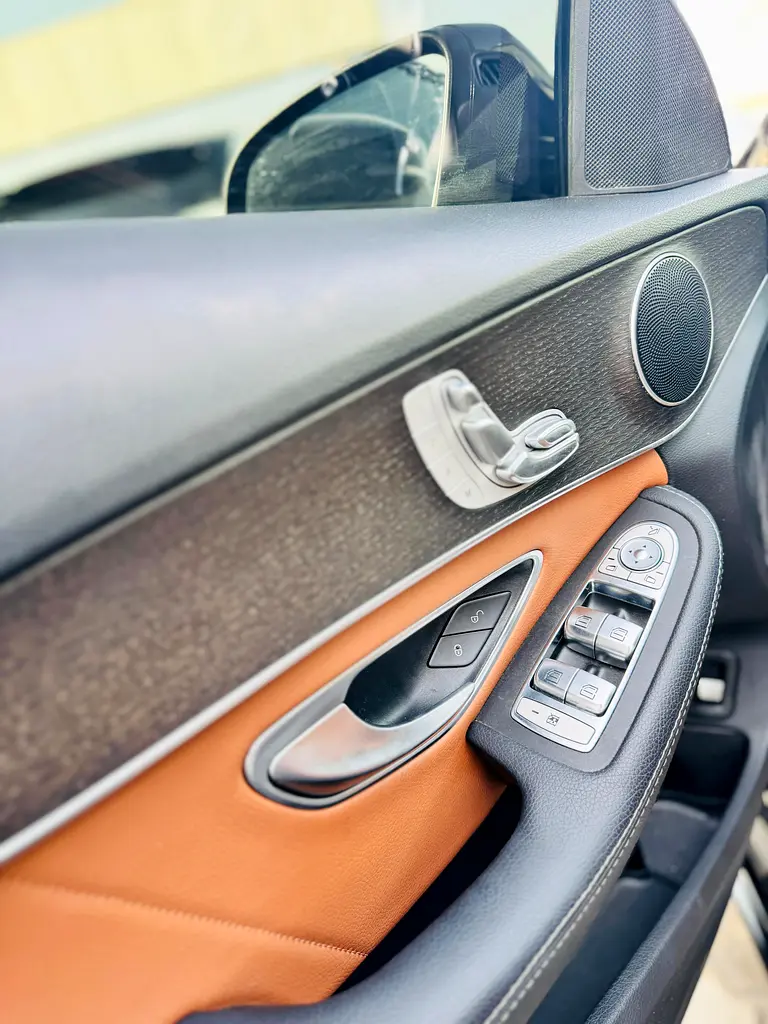 2020 Mercedes-Benz C 300 AMG - American Specs - GCC Resale - Image 7