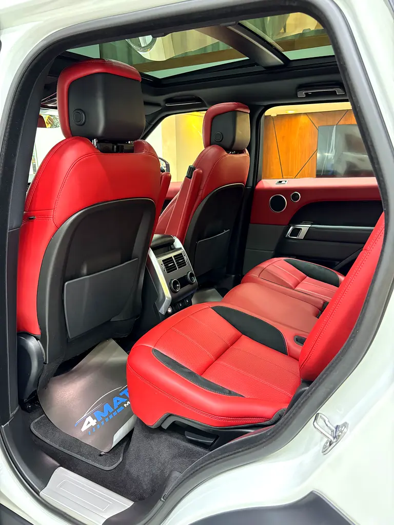 Range Rover Sport HSE - Image 12