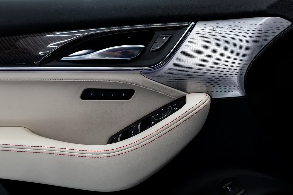 CT5 | From AED 2,008/mo | Up to 3Y Warranty and Service Contract Options - Image 15