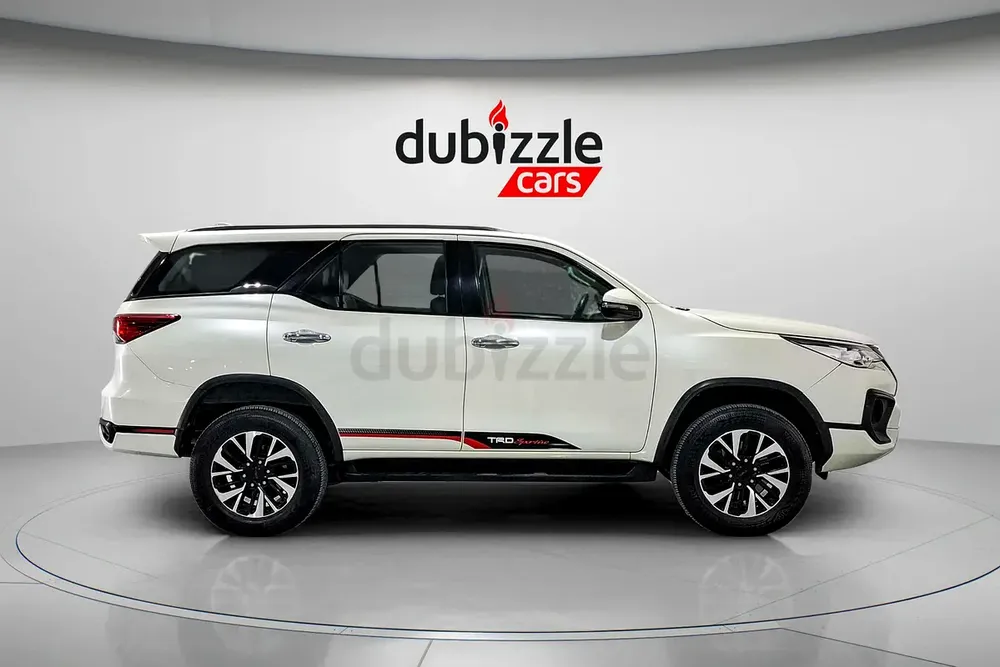 AED 1483/month | 2018 Toyota Fortuner TRD Sportivo | GCC Specs | Ref#429925 - Image 4